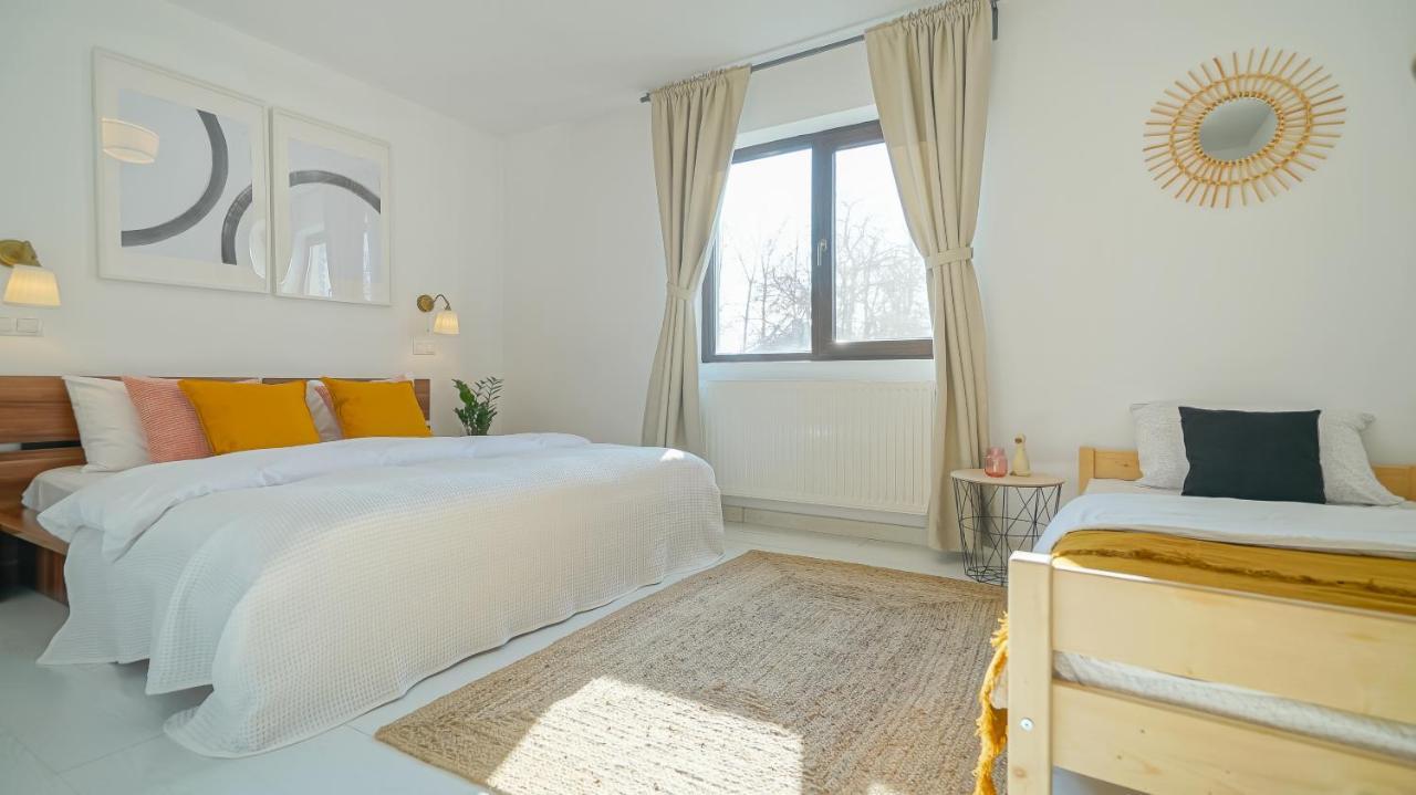 Vila Luna Comarnic Exteriör bild
