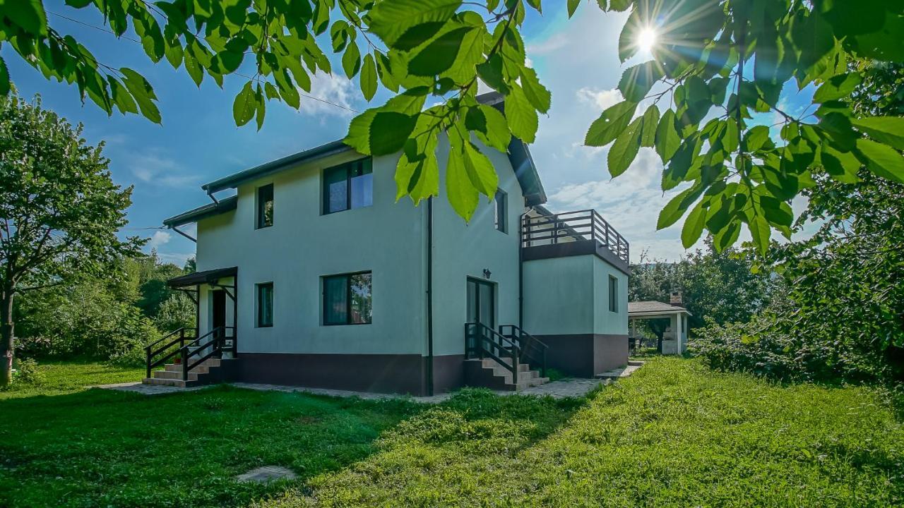 Vila Luna Comarnic Exteriör bild