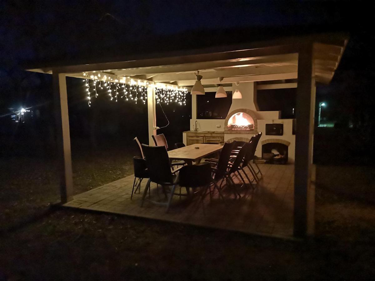 Vila Luna Comarnic Exteriör bild